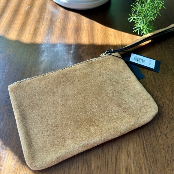 NWT Banana Republic Tan Suede Leather Wristlet Pouch - Picture 3 of 5
